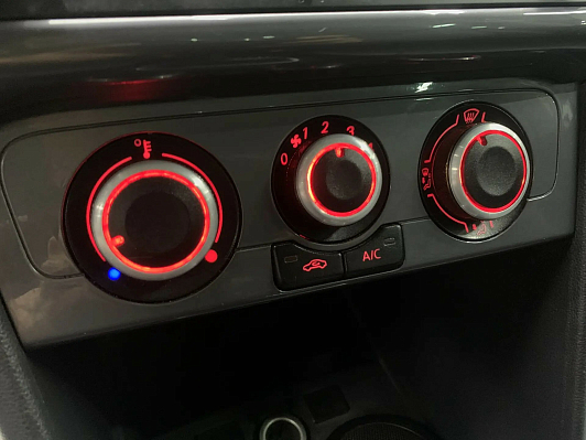 Volkswagen Polo CONNECT, 2019 года, пробег 105506 км