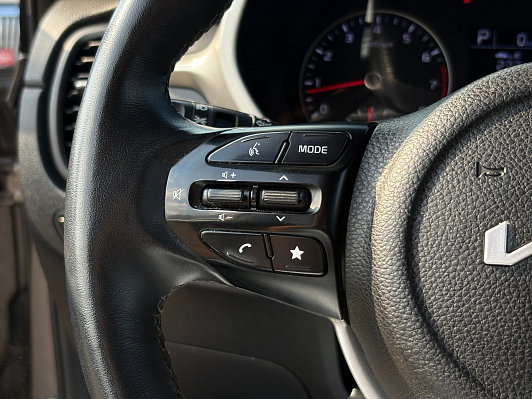Kia Rio Prestige, 2021 года, пробег 81452 км