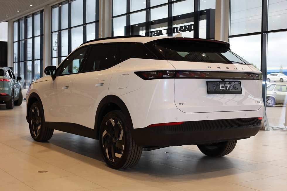 Omoda C7 Драйв, белый