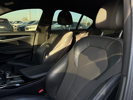 BMW 5 серии 520d Sport Line, 2018 года, пробег 129871 км