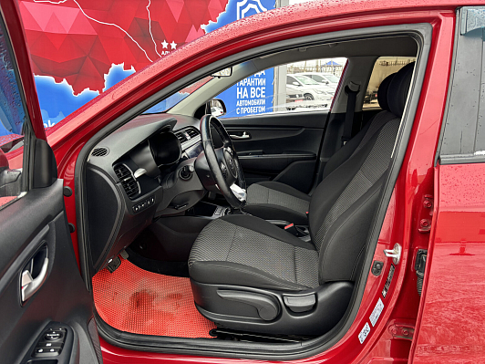 Kia Rio Luxe RED Line, 2018 года, пробег 75753 км