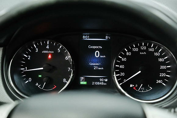 Nissan Qashqai LE, 2014 года, пробег 210800 км