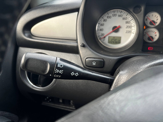 Mitsubishi Outlander, 2004 года, пробег 229370 км