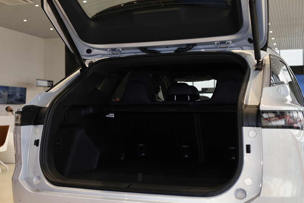 Omoda C7 Joy, серебряный