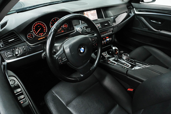 BMW 5 серии, 2014 года, пробег 186538 км