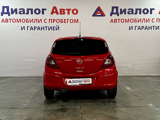 Opel Corsa Color Edition, 2013 года, пробег 115000 км