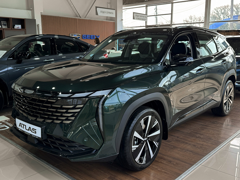 Geely Atlas , зеленый