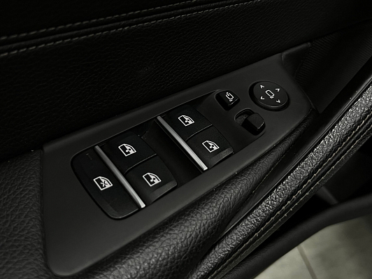 BMW 5 серии, 2019 года, пробег 119990 км