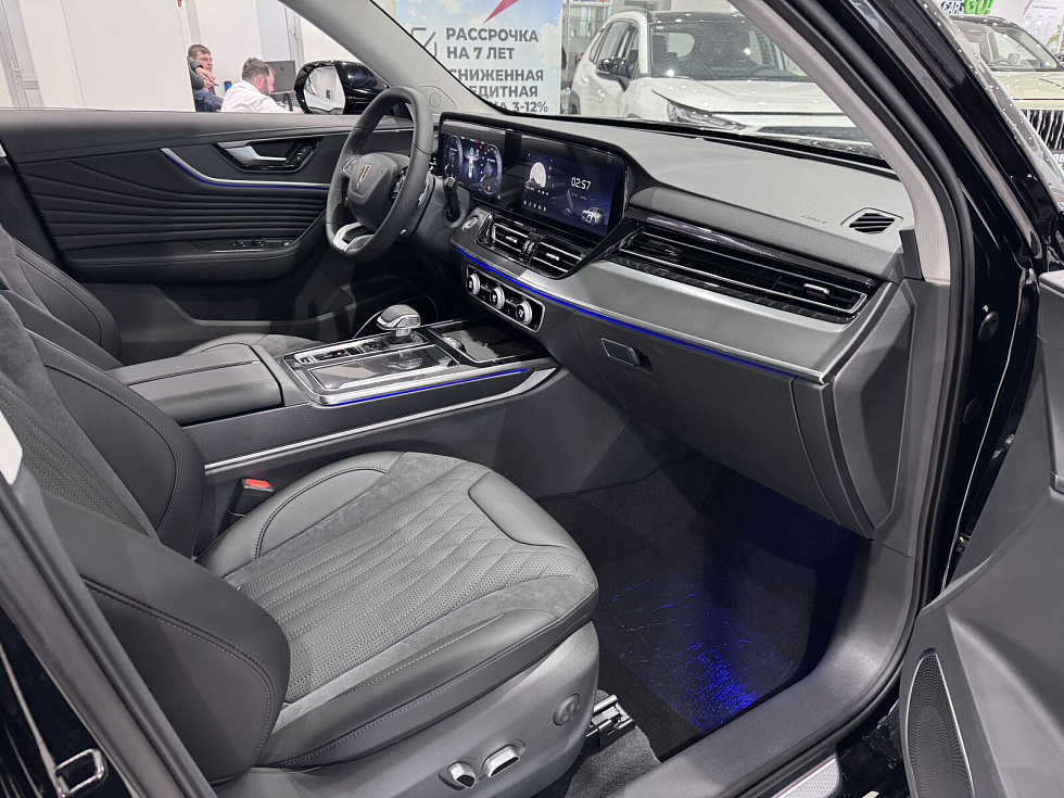 Hongqi HS5 Deluxe, черный