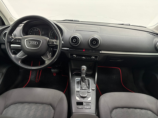 Audi A3 Attraction, 2015 года, пробег 166821 км