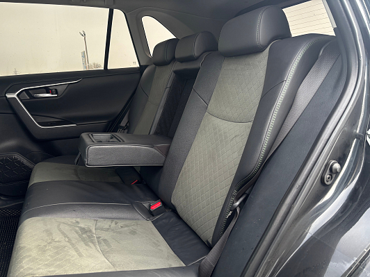 Toyota RAV4 Style, 2023 года, пробег 39676 км