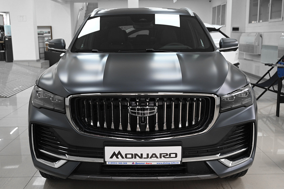Geely Monjaro , серый