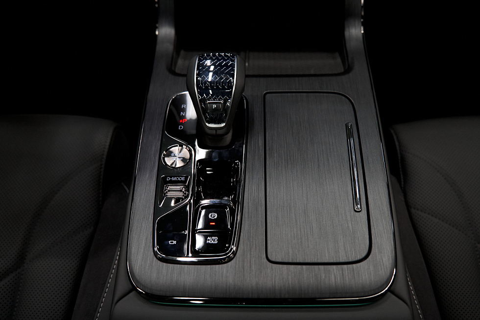 GAC GS8 GT, серебряный