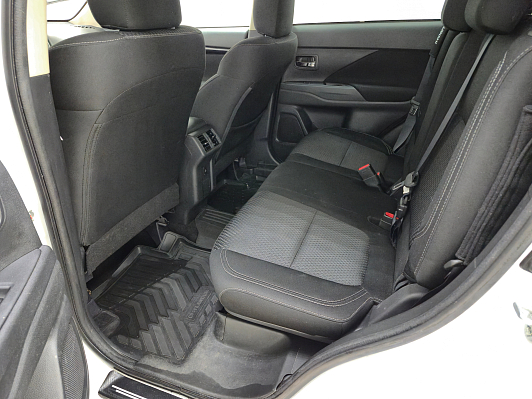 Mitsubishi Outlander Intense+, 2019 года, пробег 99376 км