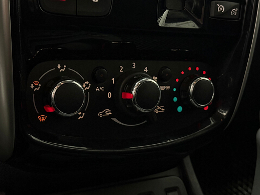 Nissan Terrano Elegance, 2017 года, пробег 104000 км