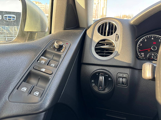 Volkswagen Tiguan CLUB, 2014 года, пробег 174809 км