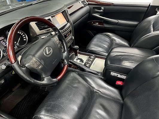 Lexus LX Sport Design 2, 2013 года, пробег 196691 км