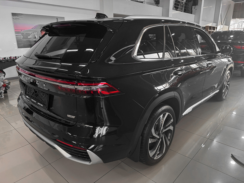 Geely Monjaro , черный