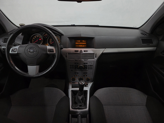 Opel Astra Enjoy, 2011 года, пробег 177658 км