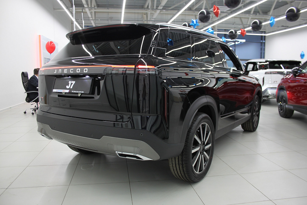 Omoda C7 , черный