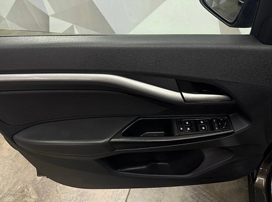 Lada (ВАЗ) Vesta Comfort, 2019 года, пробег 96359 км