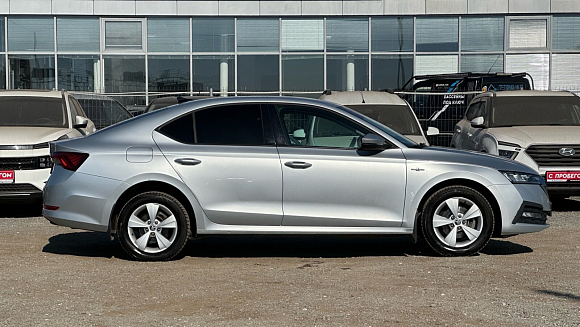 Skoda Octavia Hockey Edition, 2021 года, пробег 52000 км