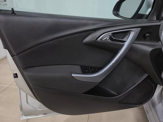 Opel Astra Cosmo, 2013 года, пробег 202375 км