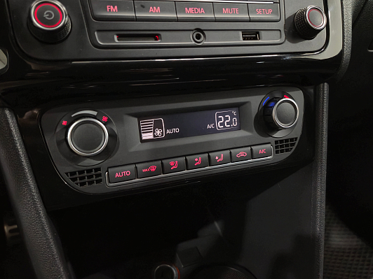 Volkswagen Polo Highline 15-18, 2017 года, пробег 123450 км