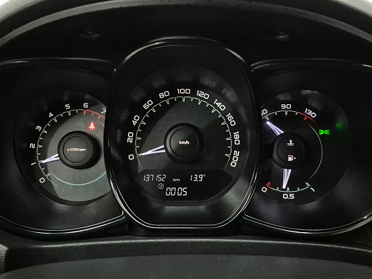 Lada (ВАЗ) Vesta Comfort Multimedia (2018-2019), 2016 года, пробег 137151 км
