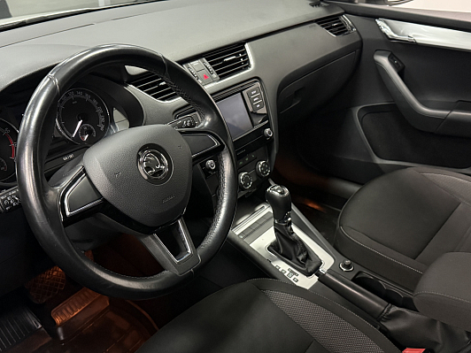 Skoda Octavia Ambition, 2019 года, пробег 164559 км