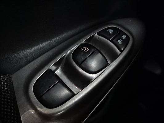 Nissan Juke SE, 2012 года, пробег 132669 км