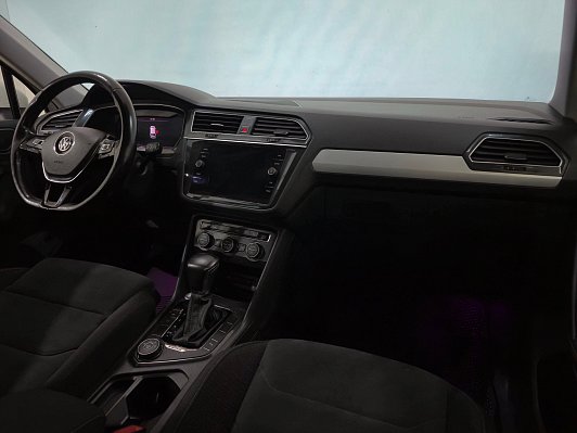 Volkswagen Tiguan Sportline, 2018 года, пробег 77405 км