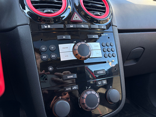 Opel Corsa Color Edition, 2012 года, пробег 192768 км