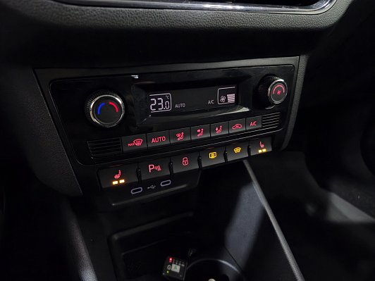 Volkswagen Polo Status, 2020 года, пробег 111761 км
