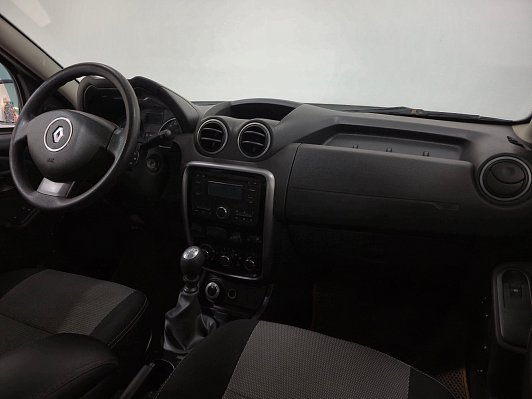 Renault Duster Expression, 2013 года, пробег 136145 км