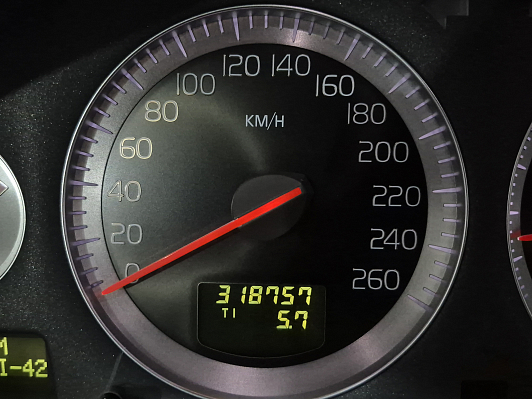 Volvo XC90 Executive (7 мест), 2007 года, пробег 318750 км