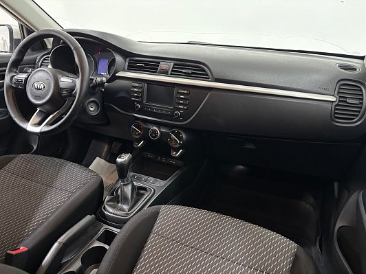 Kia Rio Luxe, 2018 года, пробег 285000 км