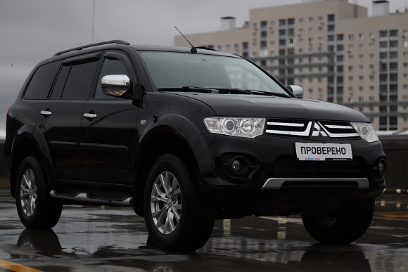 Mitsubishi Pajero Sport Ultimate, 2014 года, пробег 196000 км