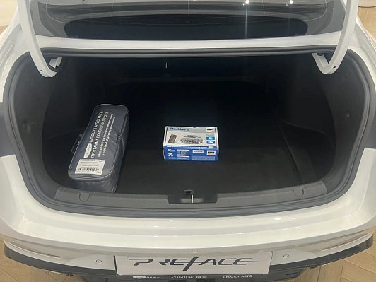 Geely Preface Флагман, 2024 года, пробег 20294 км