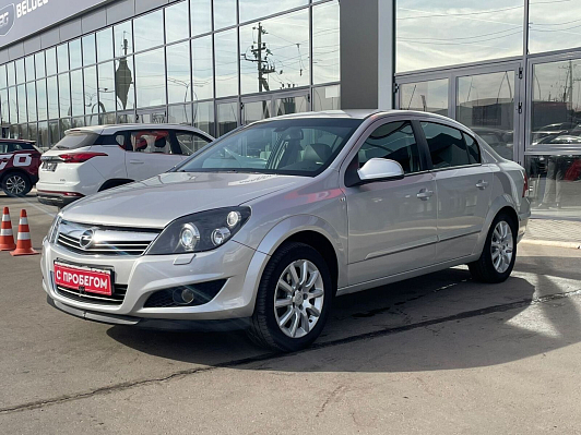 Opel Astra Cosmo, 2013 года, пробег 197390 км