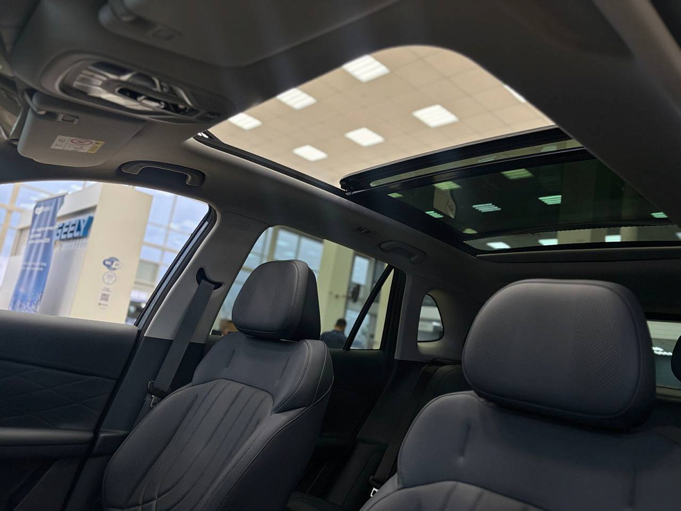 Geely EX5 EM-i Pro, серый