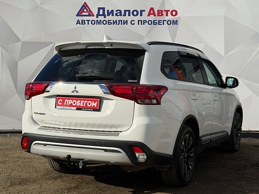 Mitsubishi Outlander Intense+, 2021 года, пробег 163500 км