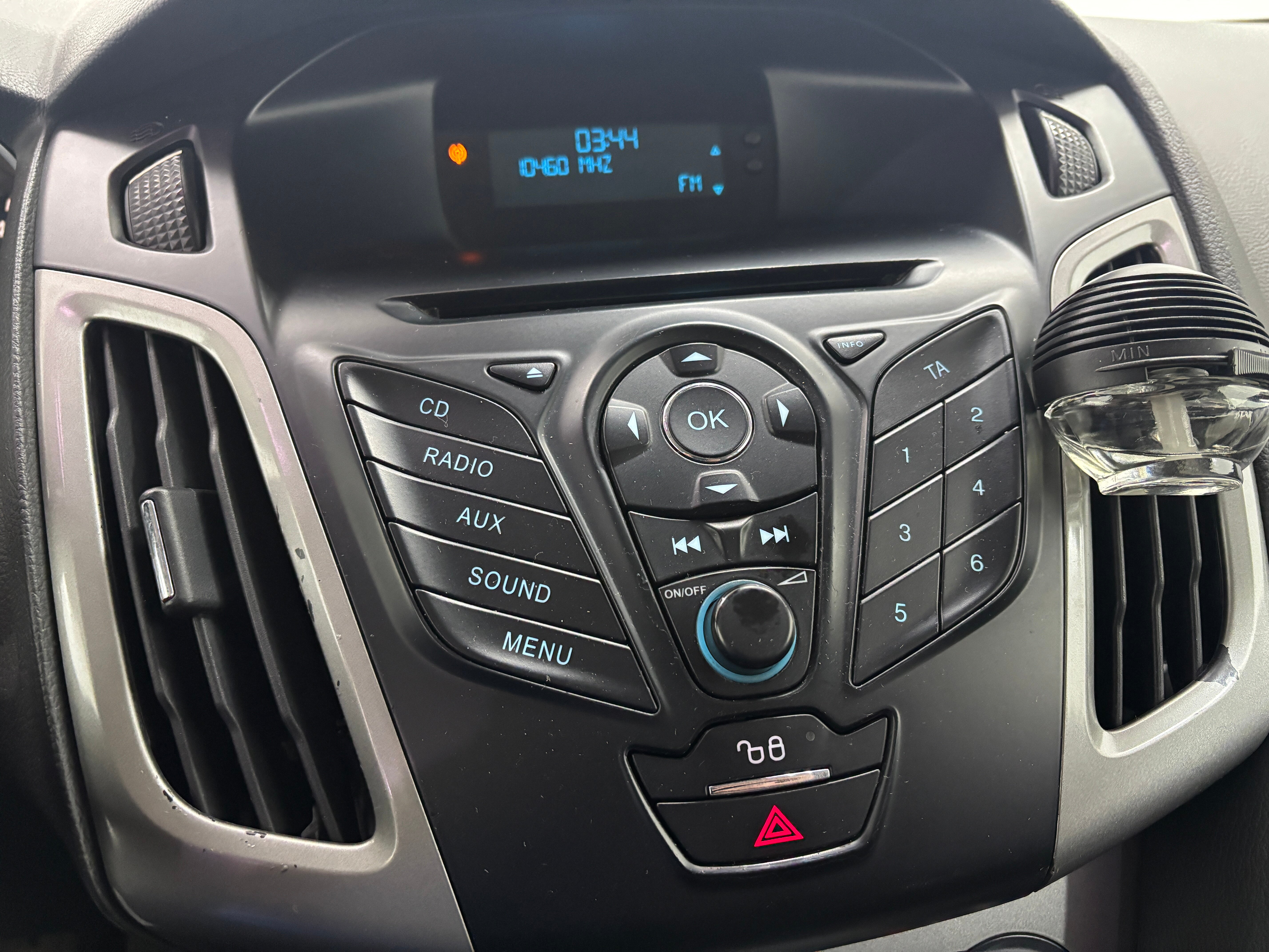 Ford Focus SYNC Edition, 2012 года, пробег 150455 км