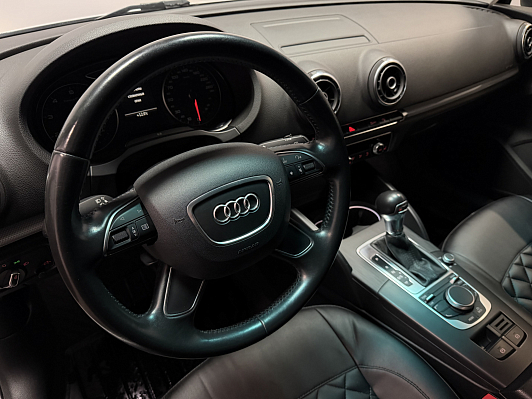 Audi A3 Ambition, 2015 года, пробег 113000 км