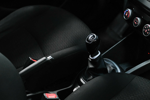 Kia Rio Luxe, 2015 года, пробег 182000 км