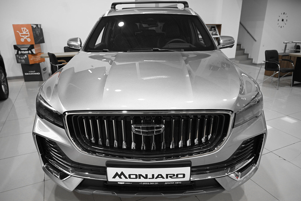 Geely Monjaro Flagship SE, серебряный