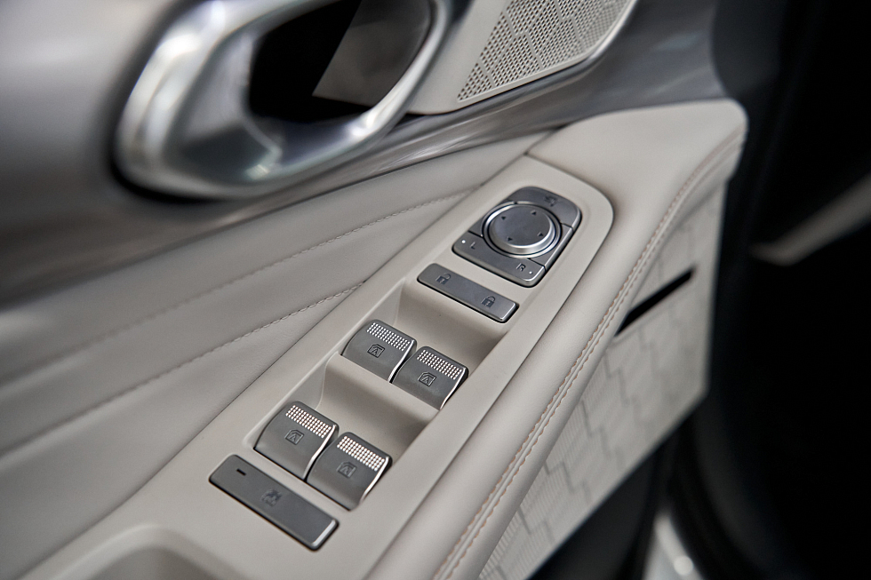 GAC GS8 GL (5 мест), серебряный