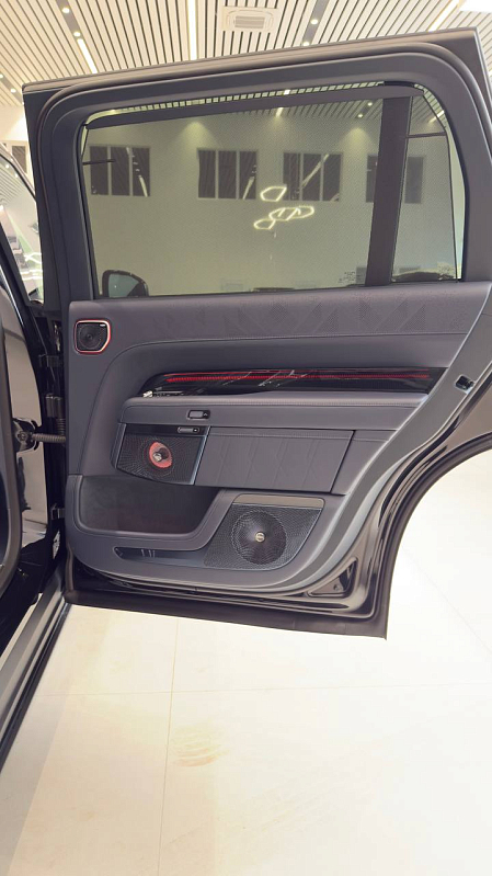 Zeekr 9X Ultra (5 seats), черный