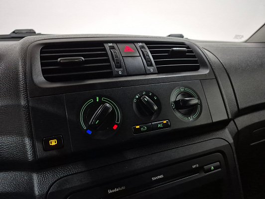 Skoda Fabia Fresh, 2013 года, пробег 296691 км