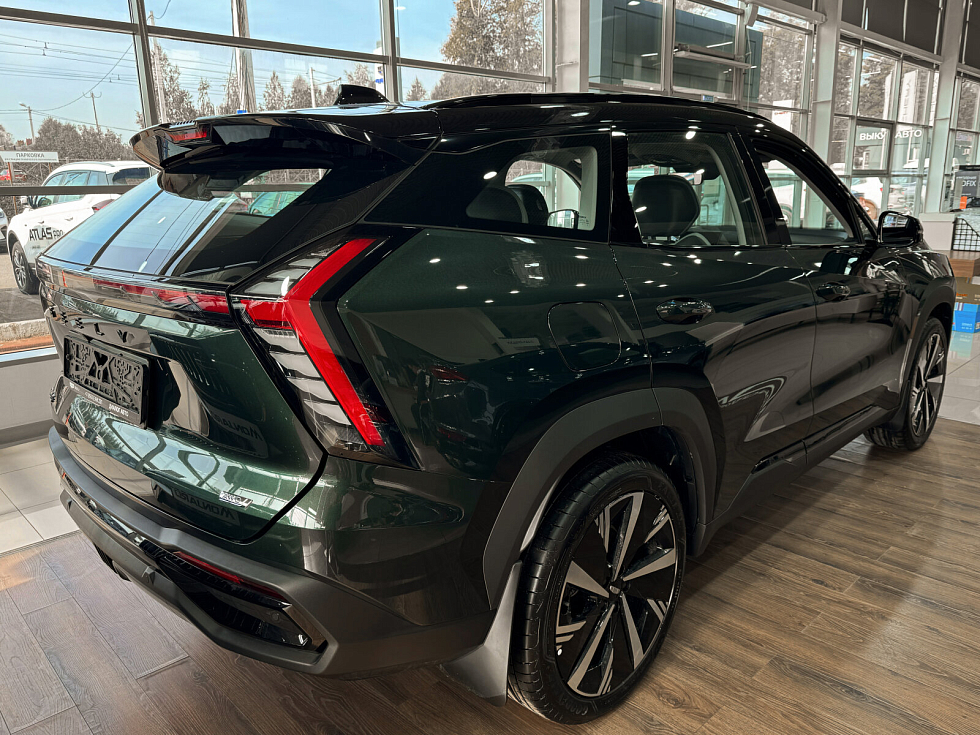 Geely Atlas Люкс, зеленый